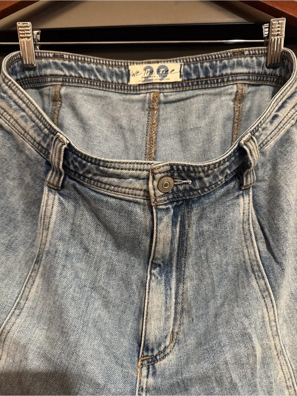 We The Free Twenty Nine Denim Shorts 29 Light Wash Raw Hem High Rise